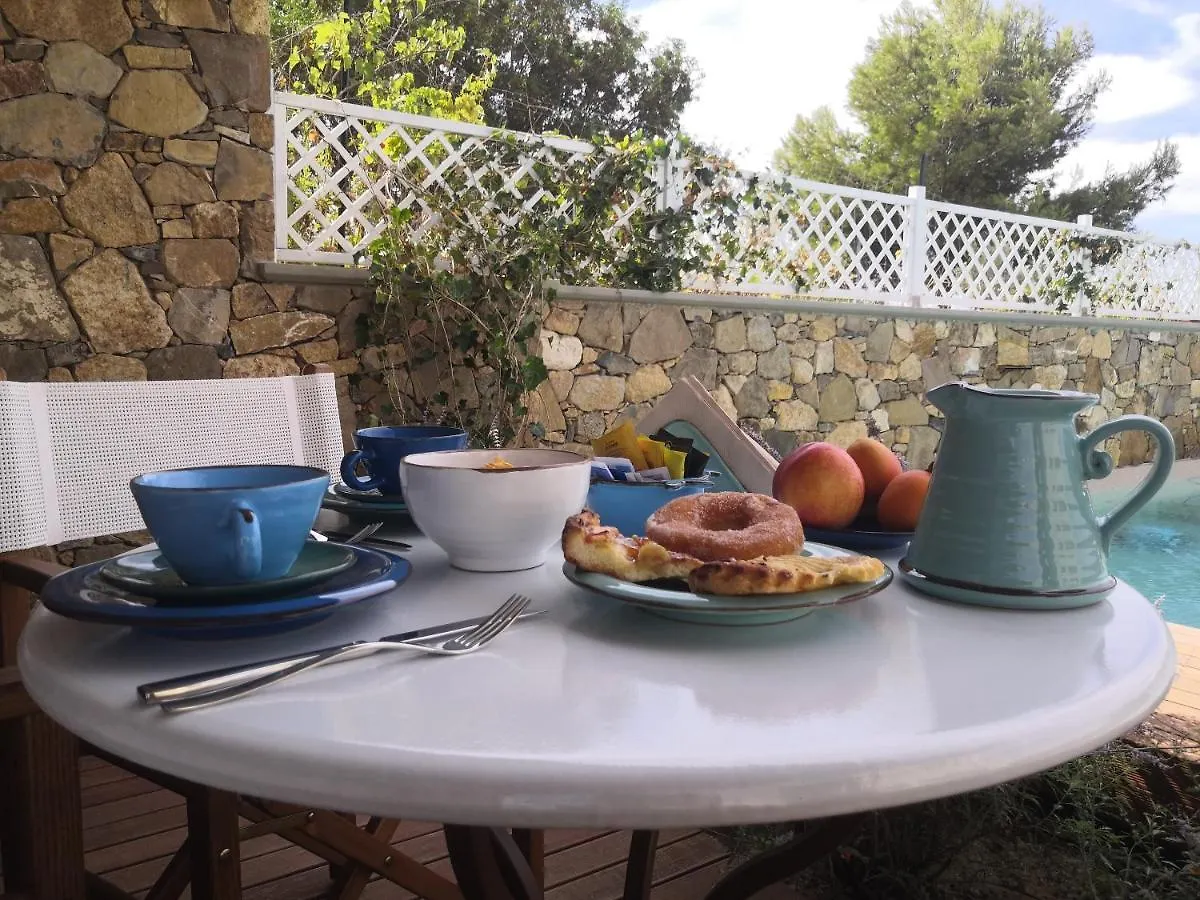 Stile Libero B&B Лакона Италия