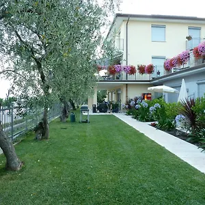 Treccani 3*, Malcesine Italia